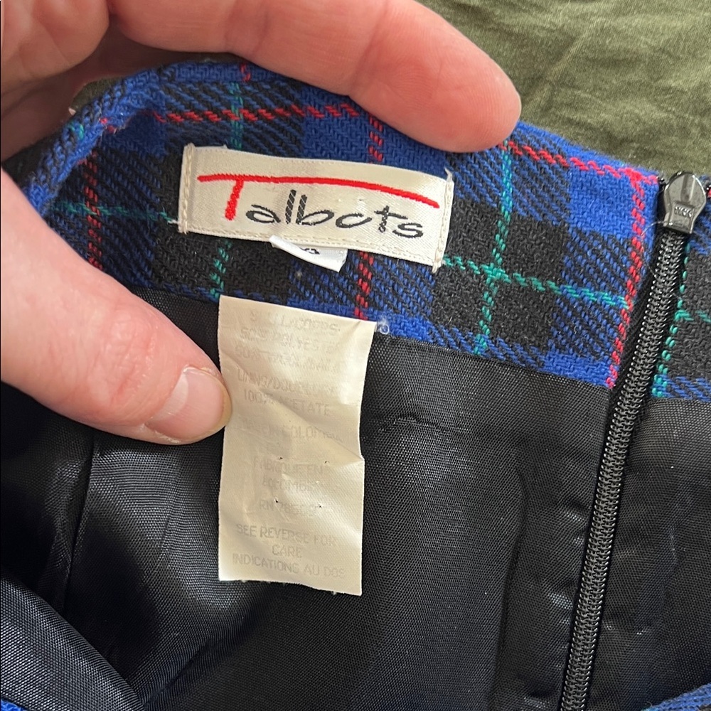 Vintage Talbots Navy and Black Checkered Pencil Skirt - Picture 6 of 11